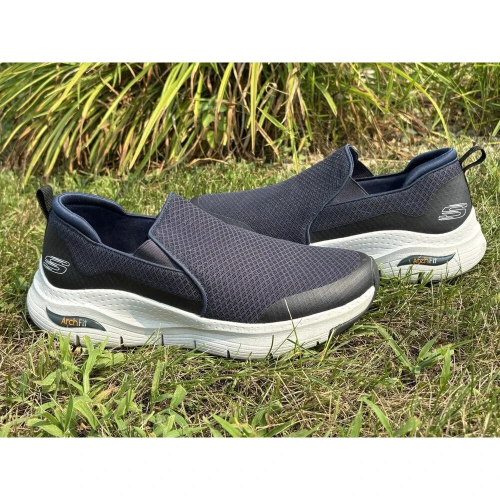 Skechers Arch Fit Banlin 232043 Men’s Size 10 Navy Blue Slip On Walking Shoes